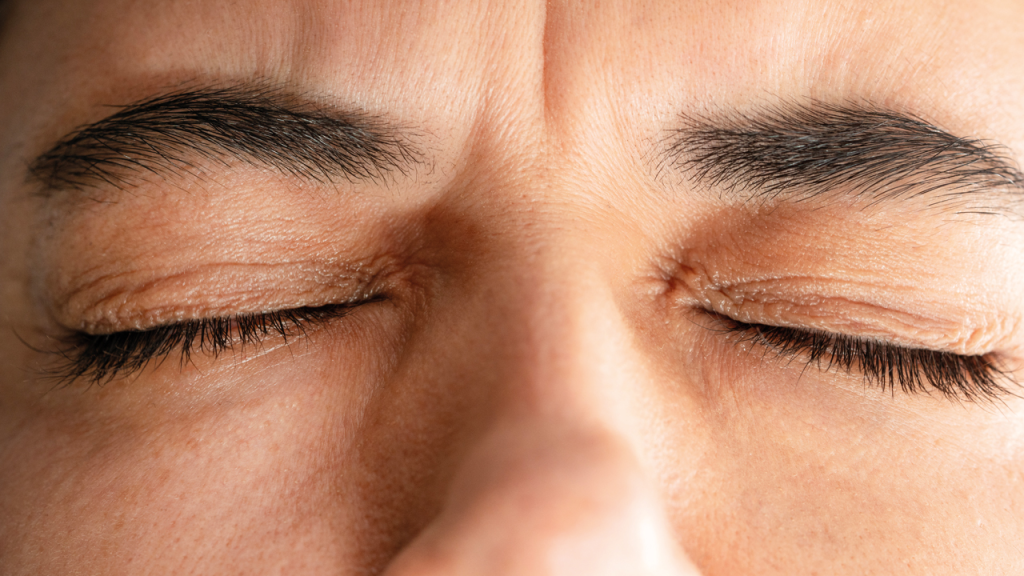 woman eye closing (Blink)